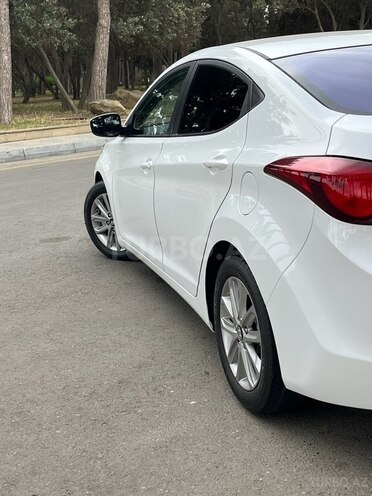 Hyundai Elantra 2015, 101,121 km - 1.8 l - Bakı