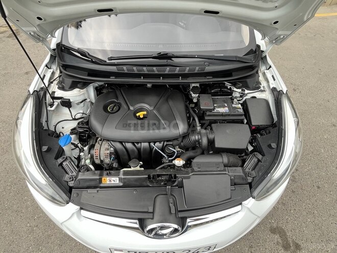 Hyundai Elantra 2015, 101,121 km - 1.8 l - Bakı