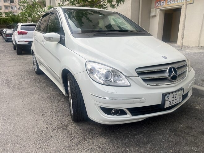 Mercedes B 170 2008, 175,000 km - 1.7 l - Bakı