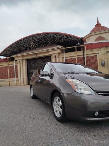 Toyota Prius-9
