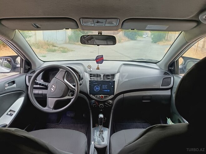 Hyundai Accent 2011, 270,000 km - 1.4 л - Bakı
