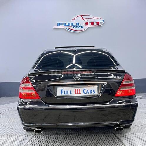Mercedes E 240-8