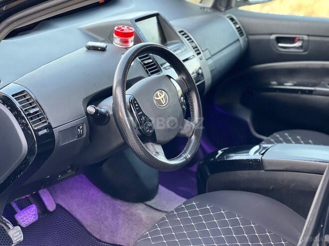 Toyota Prius-10