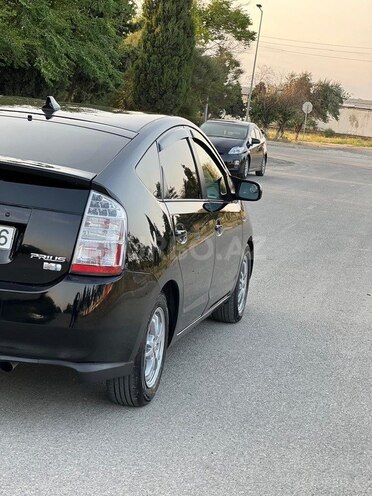 Toyota Prius-8