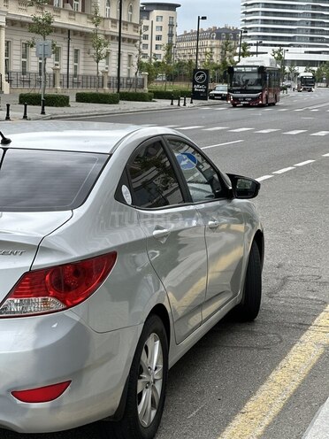 Hyundai Accent 2012, 251,000 km - 1.6 l - Bakı