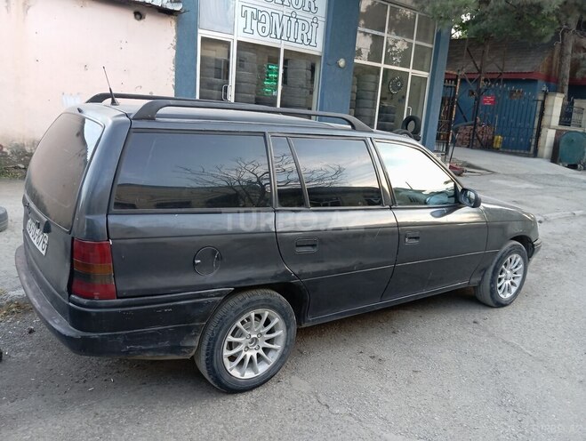 Opel Astra 1992, 250,000 km - 1.7 л - Gəncə