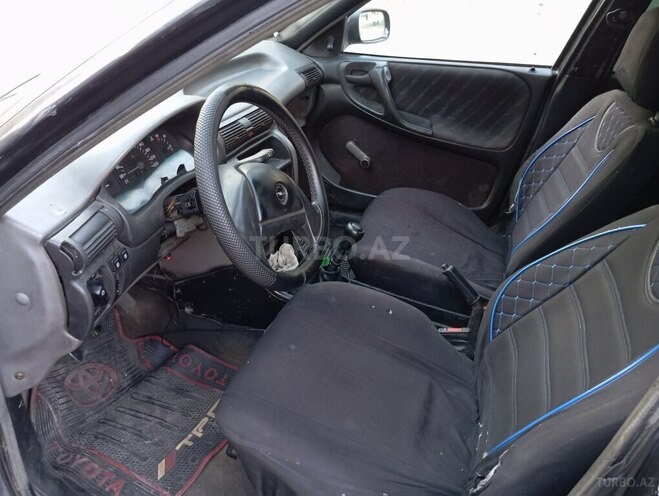 Opel Astra 1992, 250,000 km - 1.7 л - Gəncə