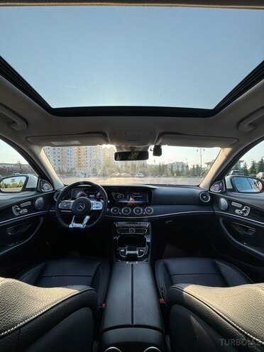Mercedes E 220 d 2018, 111,462 km - 2.0 l - Bakı