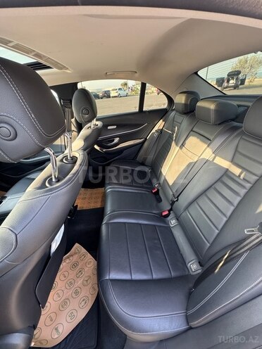Mercedes E 220 d 2018, 111,462 km - 2.0 l - Bakı