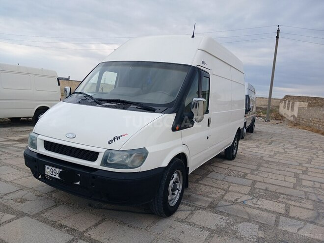 Ford Transit-1