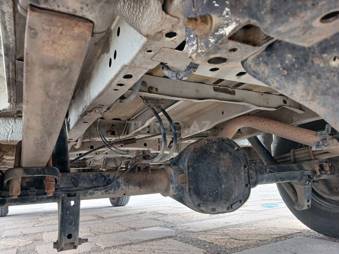 Ford Transit-10
