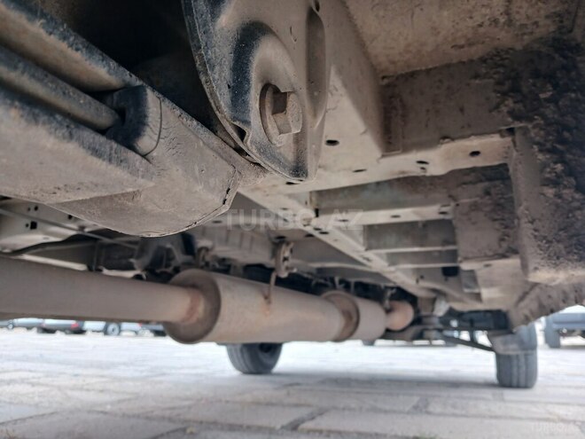 Ford Transit-11