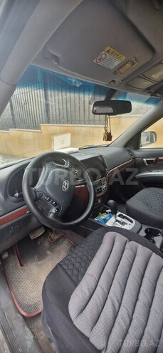 Hyundai Santa Fe-3