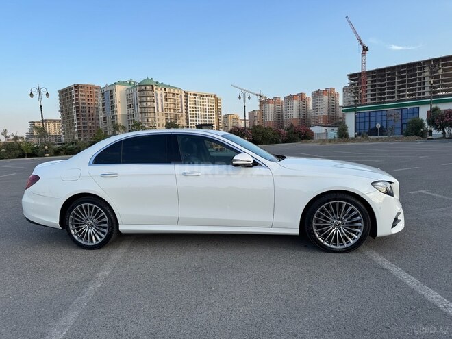 Mercedes E 220 d 2018, 111,462 km - 2.0 l - Bakı