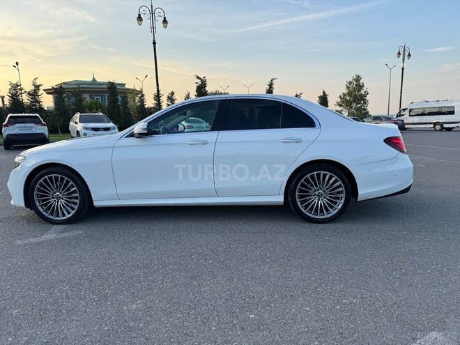 Mercedes E 220 d 2018, 111,462 km - 2.0 l - Bakı