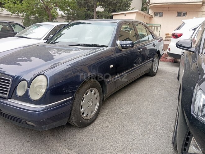 Mercedes E 230 1996, 257,000 km - 2.3 l - Bakı