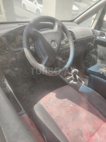 Opel Zafira 1999, 250,000 km - 1.8 l - Bakı