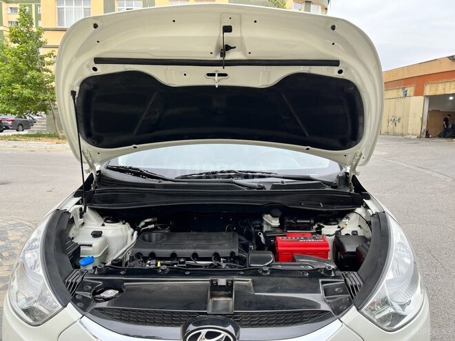 Hyundai ix35 2012, 183,000 km - 2.4 l - Bakı