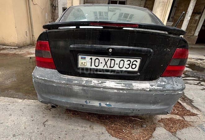 Opel Vectra 1997, 245,000 km - 2.0 l - Sumqayıt
