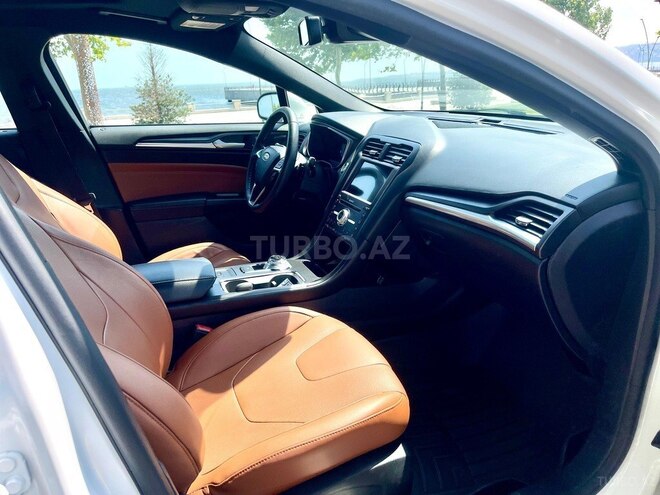 Ford Fusion (North America) 2019, 73,000 km - 2.0 л - Bakı