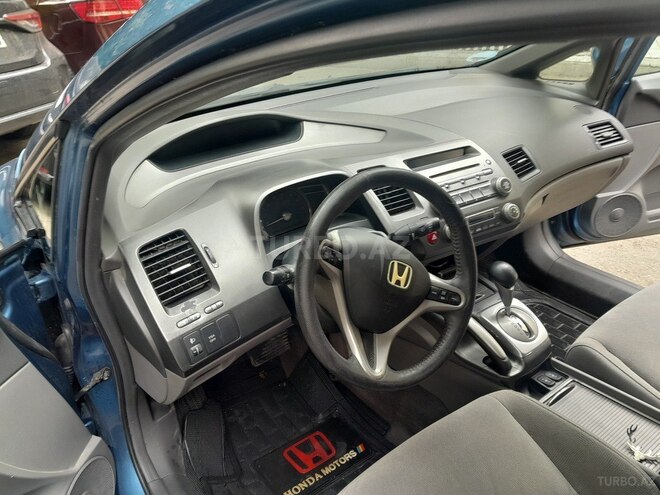 Honda Civic 2006, 290,000 km - 1.4 l - Bakı
