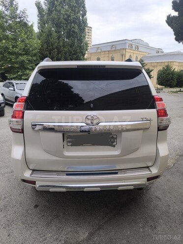 Toyota Land Cruiser Prado 2010, 200,000 km - 2.7 л - Bakı