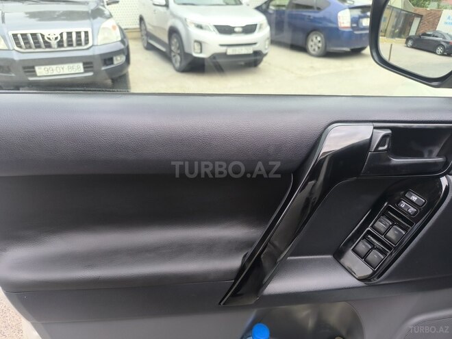 Toyota Land Cruiser Prado 2010, 200,000 km - 2.7 л - Bakı
