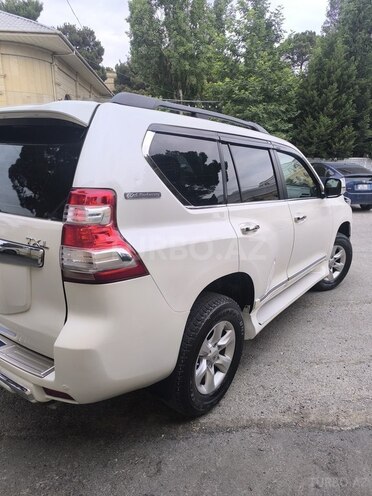 Toyota Land Cruiser Prado 2010, 200,000 km - 2.7 л - Bakı