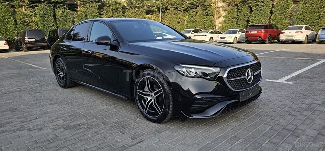 Mercedes E 220 d-6