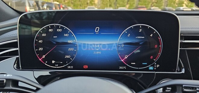 Mercedes E 220 d-8