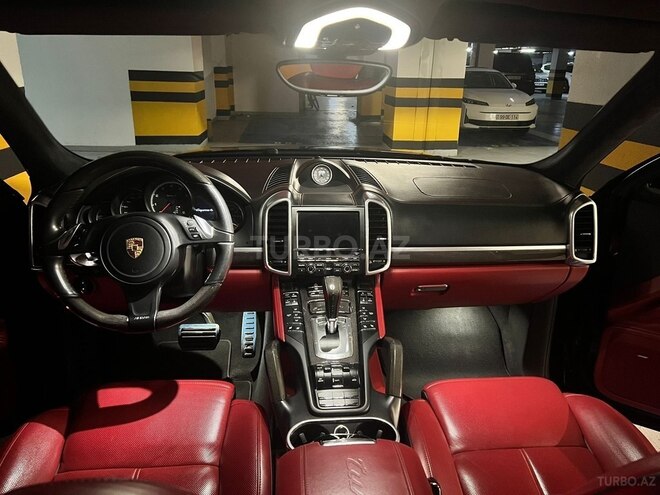 Porsche Cayenne Turbo S 2013, 120,000 km - 4.8 l - Bakı