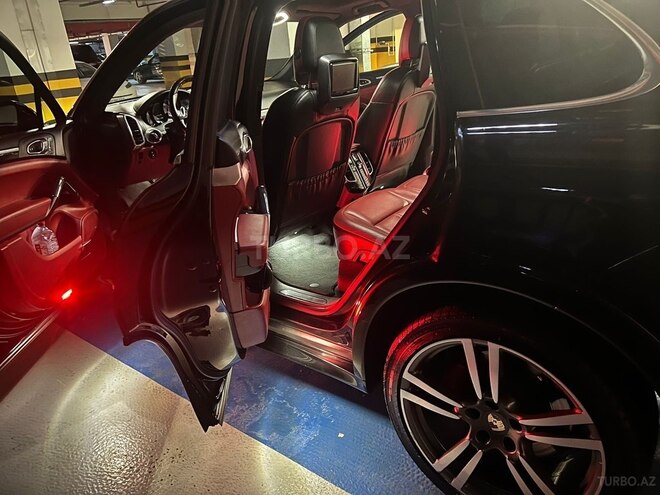 Porsche Cayenne Turbo S 2013, 120,000 km - 4.8 l - Bakı