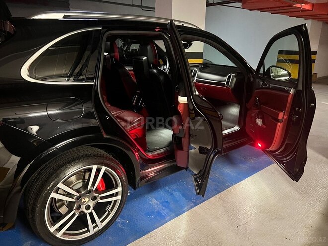 Porsche Cayenne Turbo S 2013, 120,000 km - 4.8 l - Bakı
