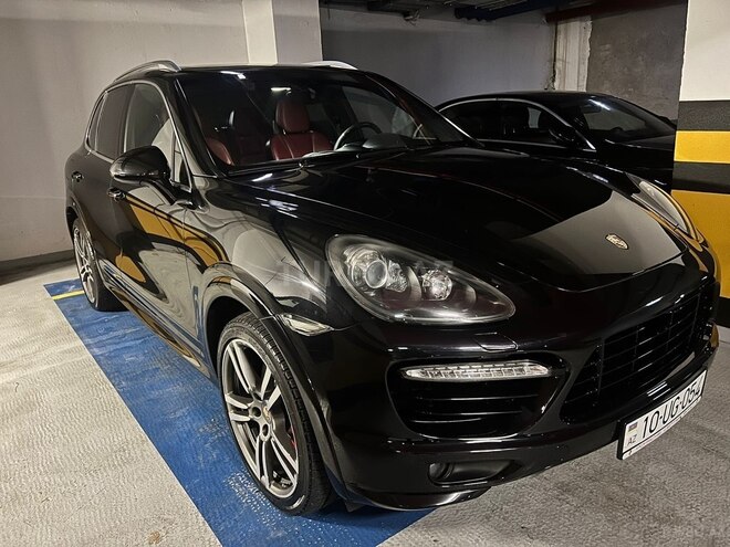 Porsche Cayenne Turbo S 2013, 120,000 km - 4.8 l - Bakı