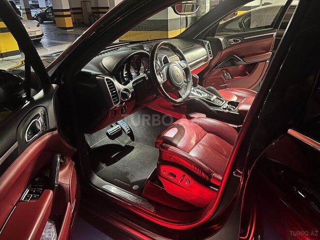 Porsche Cayenne Turbo S 2013, 120,000 km - 4.8 l - Bakı