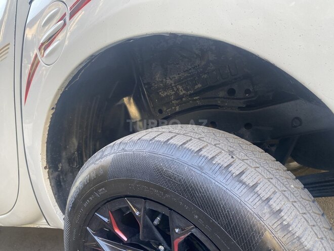 Mitsubishi L200 2010, 247,000 km - 2.5 l - Bakı