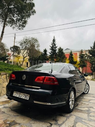 Volkswagen Passat 2014, 240,000 km - 1.8 л - Bakı