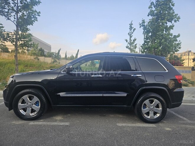 Jeep Grand Cherokee 2011, 372,942 km - 3.6 л - Bakı