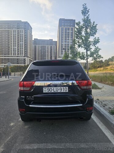 Jeep Grand Cherokee 2011, 372,942 km - 3.6 л - Bakı