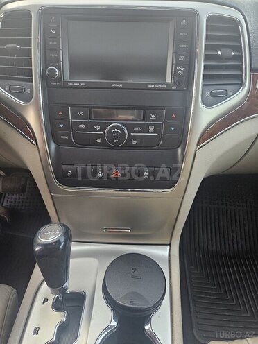 Jeep Grand Cherokee 2011, 372,942 km - 3.6 л - Bakı