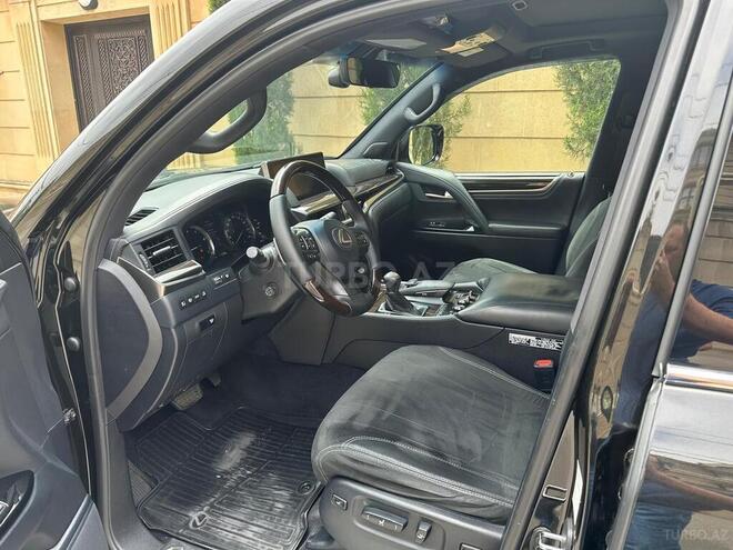 Lexus LX 570 2017, 111,500 km - 5.7 l - Bakı
