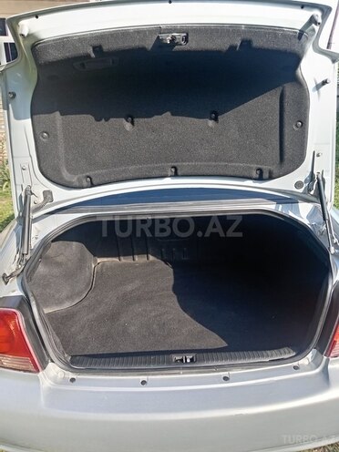 Hyundai Sonata 2003, 429,000 km - 2.0 l - Qəbələ
