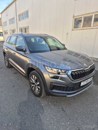 Skoda Kodiaq 2023, 9,500 km - 1.4 л - Bakı