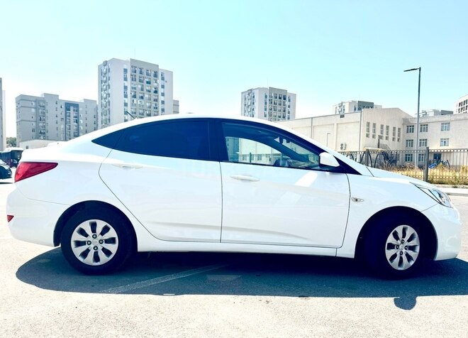 Hyundai Accent 2016, 102,000 km - 1.4 l - Bakı