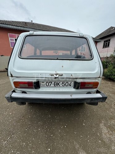 LADA (VAZ) Niva 1998, 280,000 km - 1.7 l - Astara