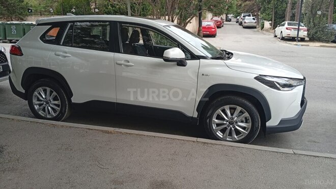 Toyota Corolla Cross 2025, 0 km - 2.0 л - Bakı