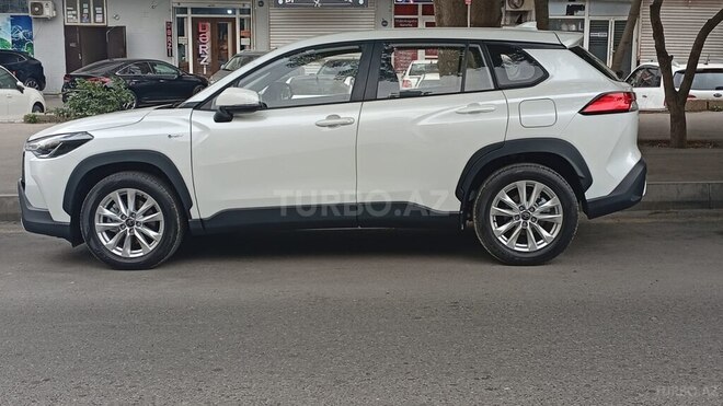 Toyota Corolla Cross 2025, 0 km - 2.0 л - Bakı