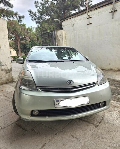 Toyota Prius-1