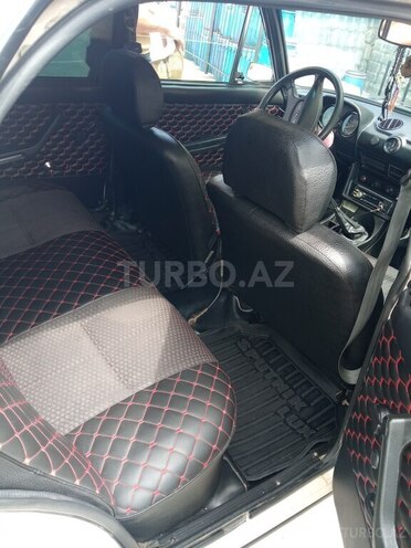 LADA (VAZ) 2106 1990, 95,000 km - 1.6 l - Ucar