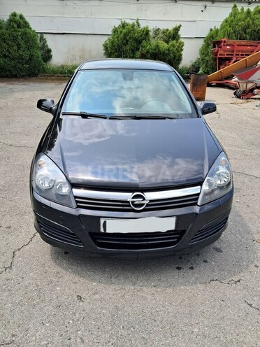 Opel Astra 2009, 207,800 km - 1.4 l - Şəki